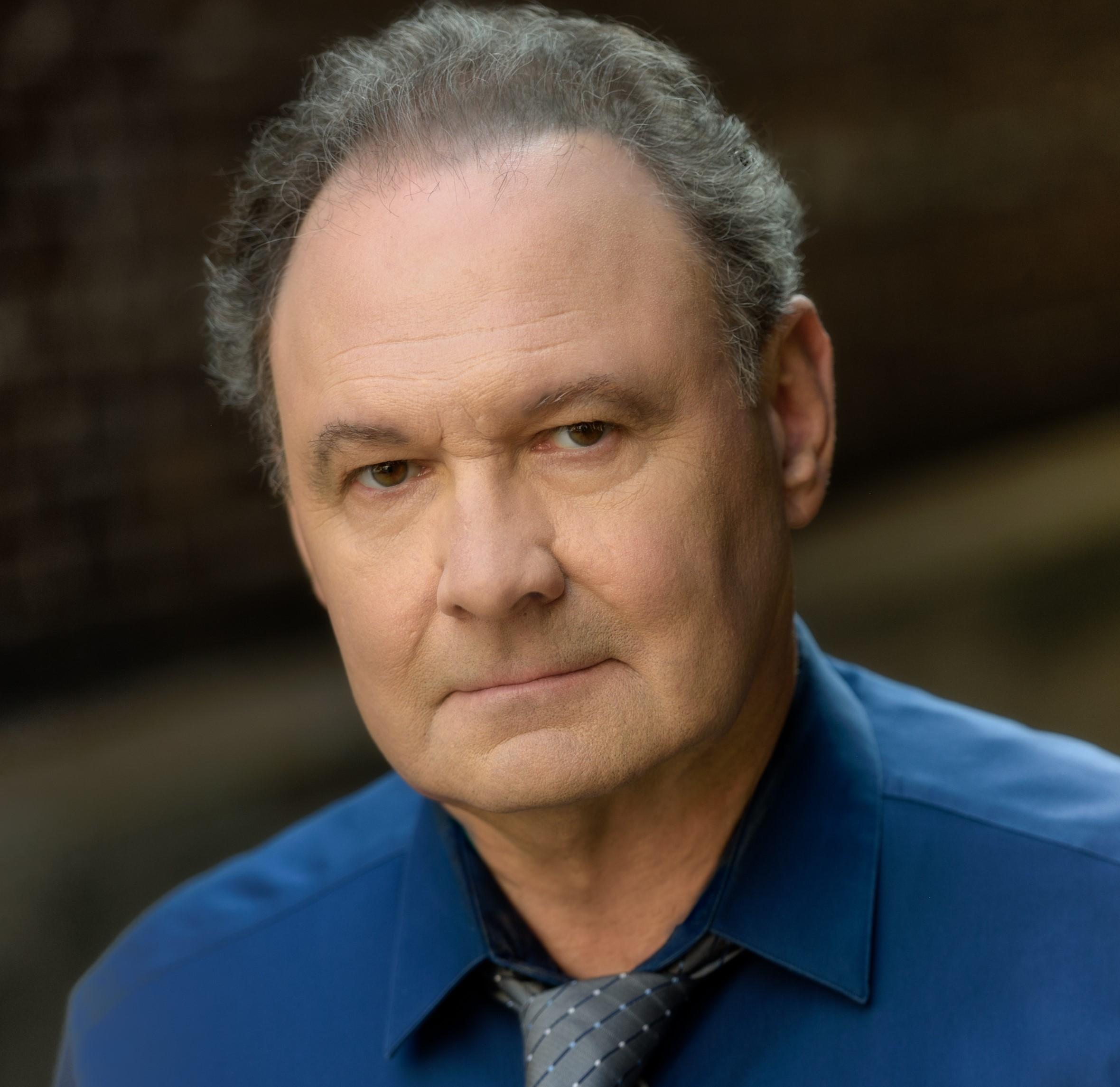 actor Kevin Murray large photo