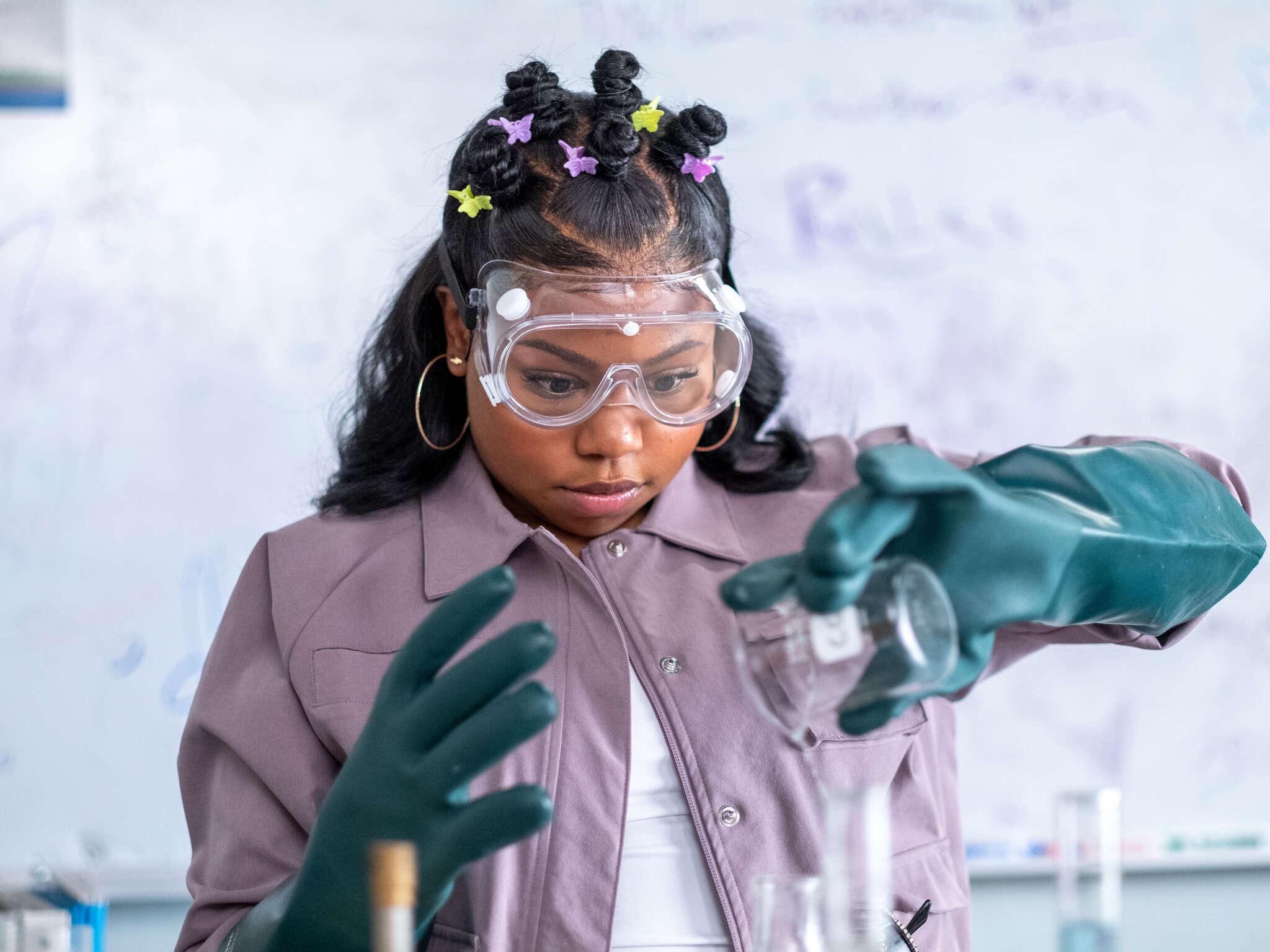 actor Kristin Dodson large photo