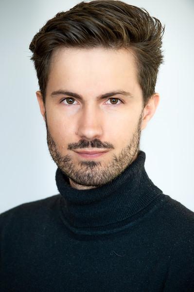 actor Matt Beurois large photo