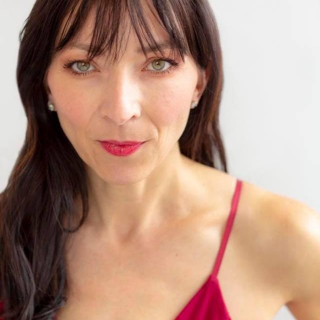 actor Batya Cruz large photo