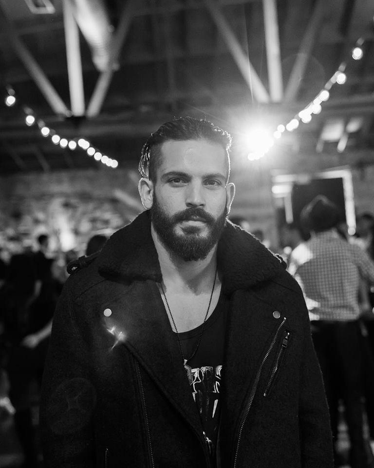 actor Albert Valladares large photo