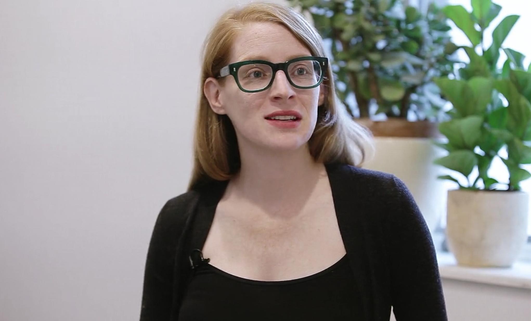 actor Jacqueline Schmidt large photo