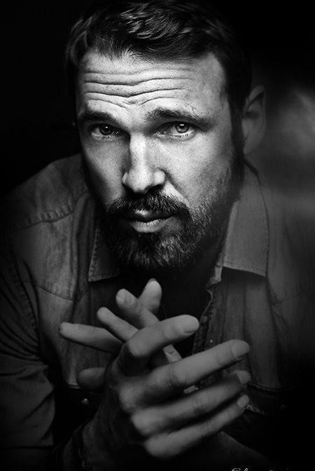 actor Pieter Embrechts large photo