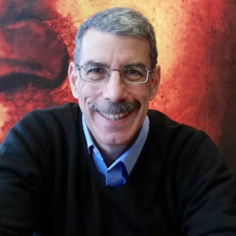 actor Mike Chinoy large photo