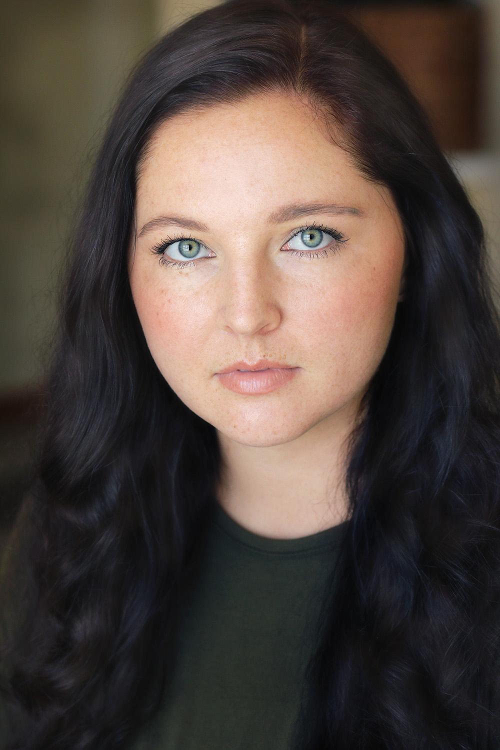 actor Caitlin Alana Burke large photo