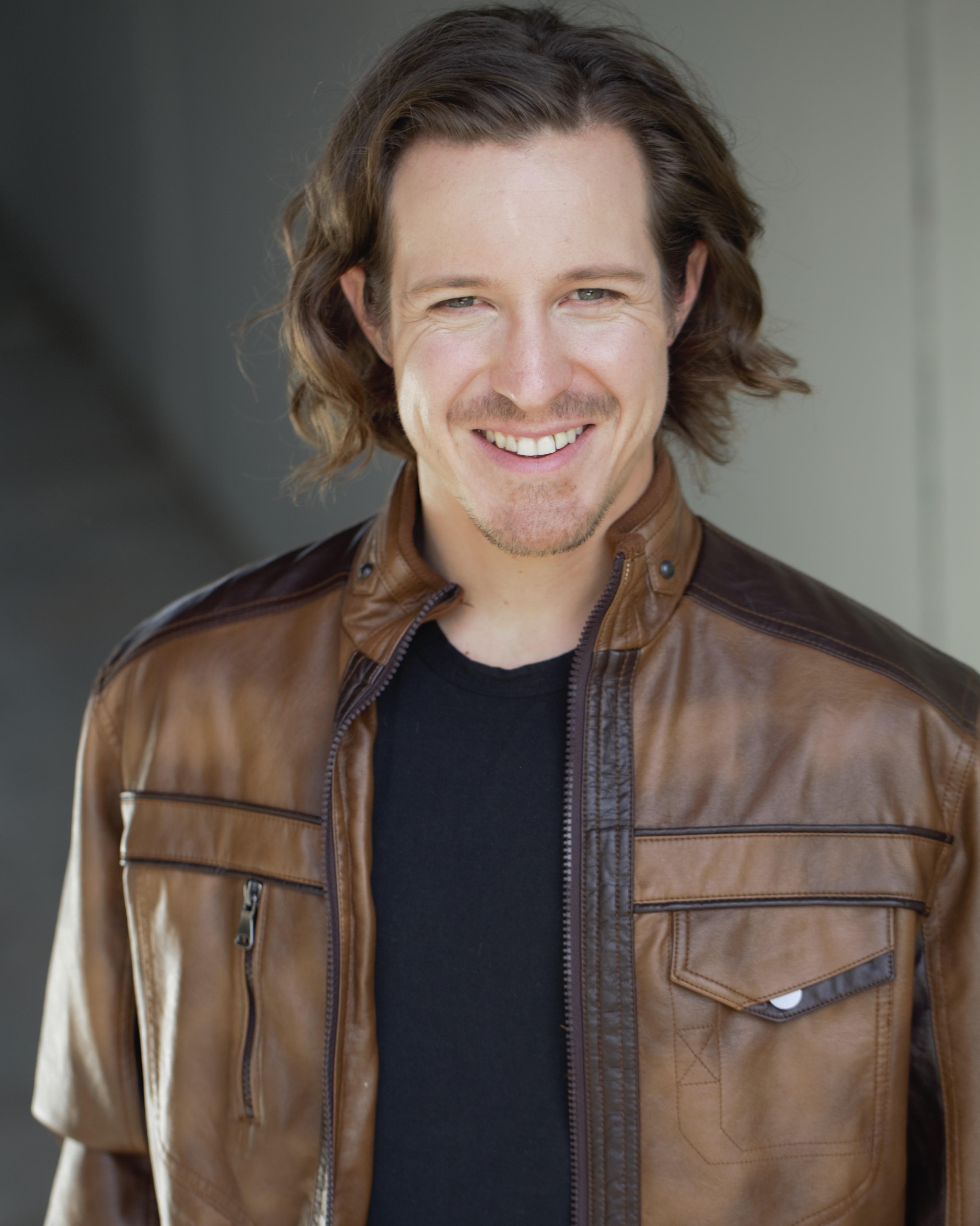 actor Edwin Gagiano large photo