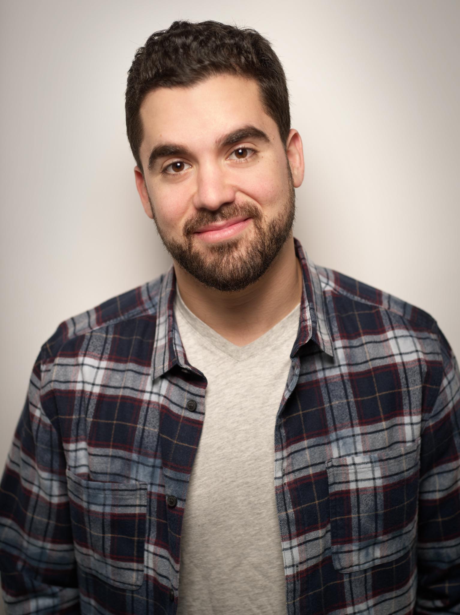 actor Max Pava large photo