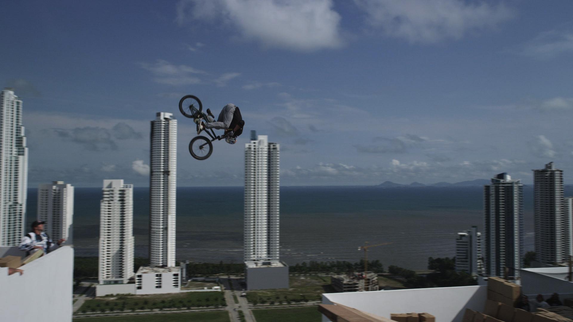 actor Greg Powell large photo