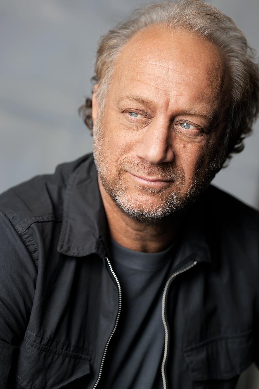 actor Scott Krinsky large photo