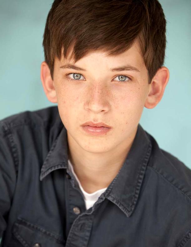 actor Zach Irsik large photo