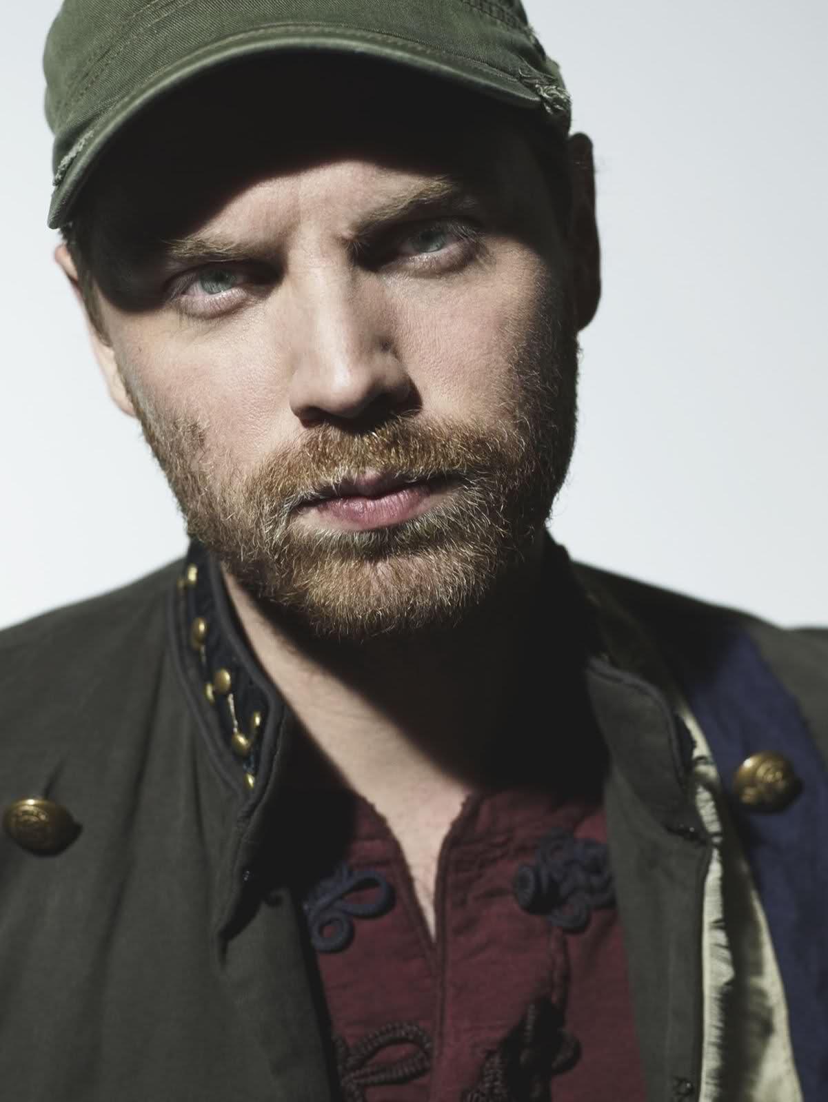 actor Jon Buckland large photo