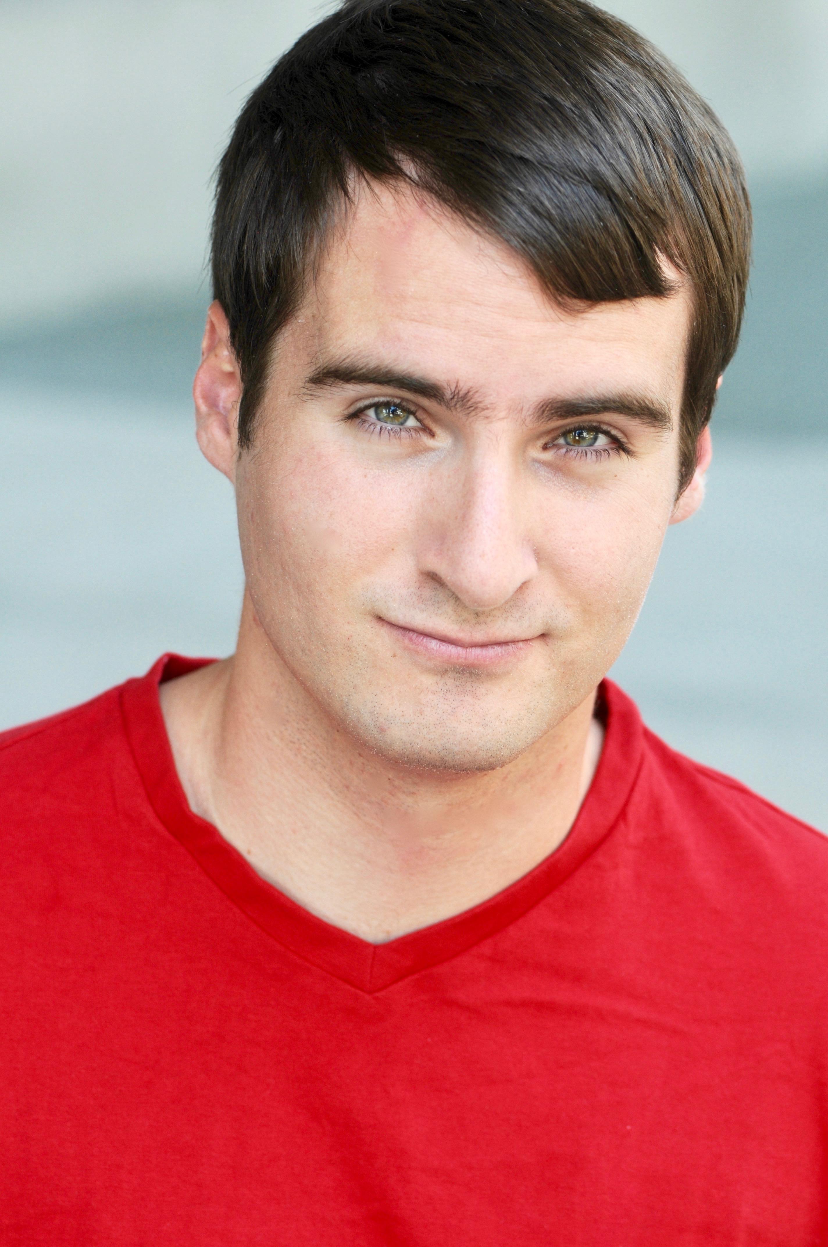 actor Marc Brewer large photo