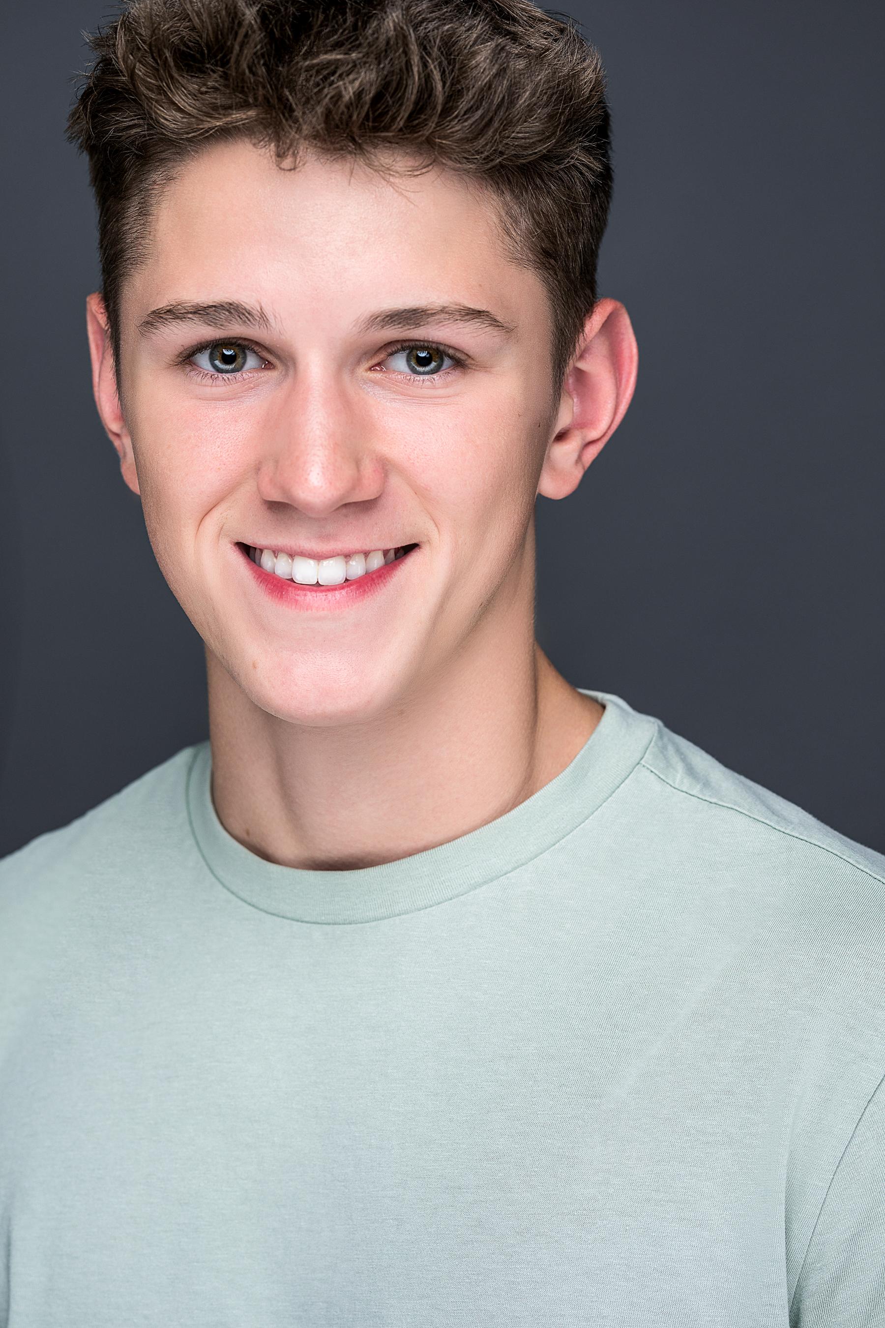 actor Charlie Tacker large photo