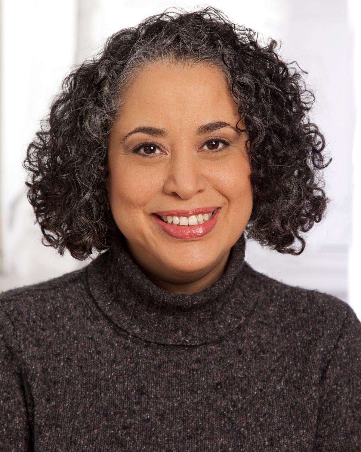 actor Susanna Guzman large photo