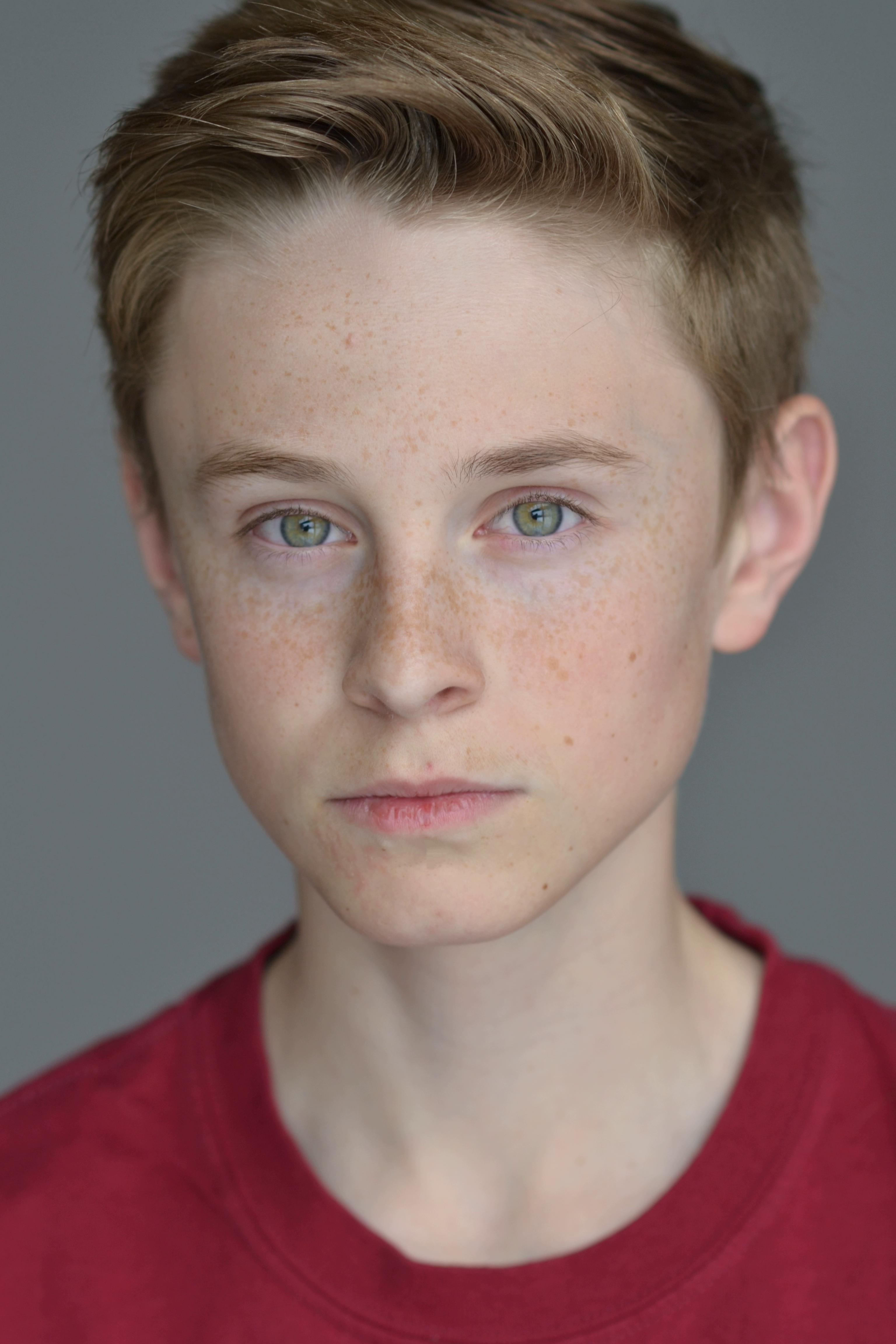 actor Nickolaus Schnetzky large photo