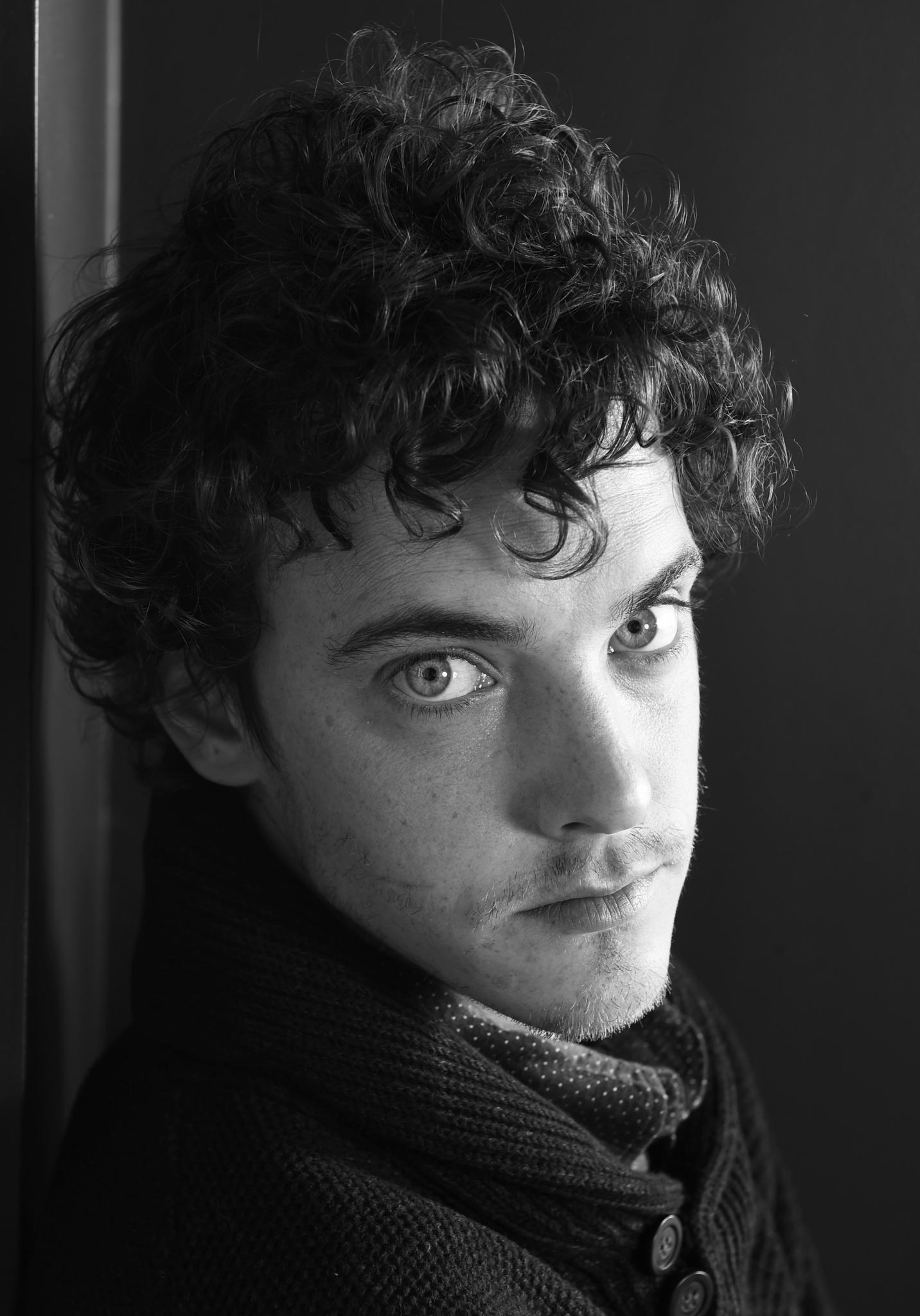 actor Robert Jumper large photo