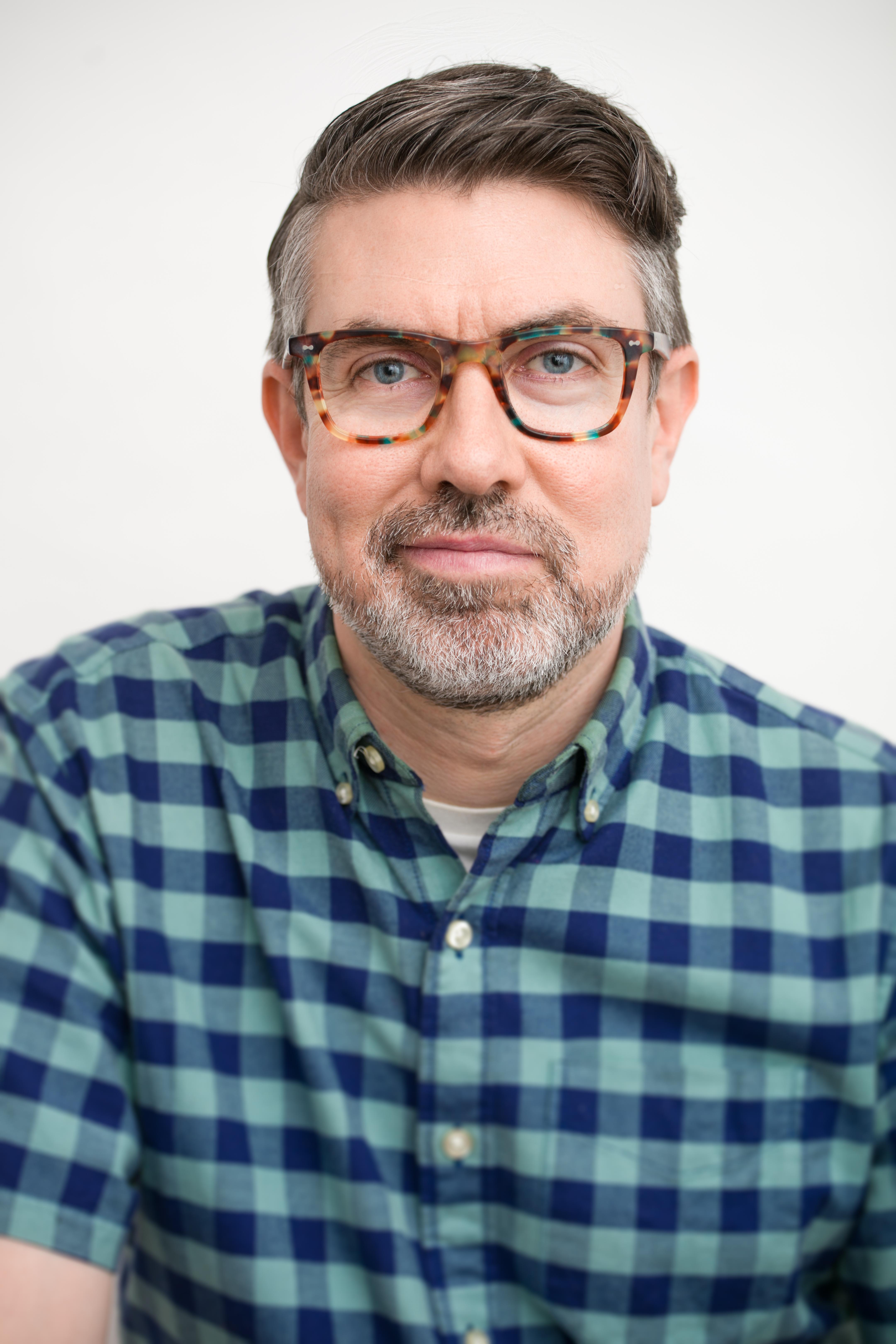 actor Taz Van Rassel large photo