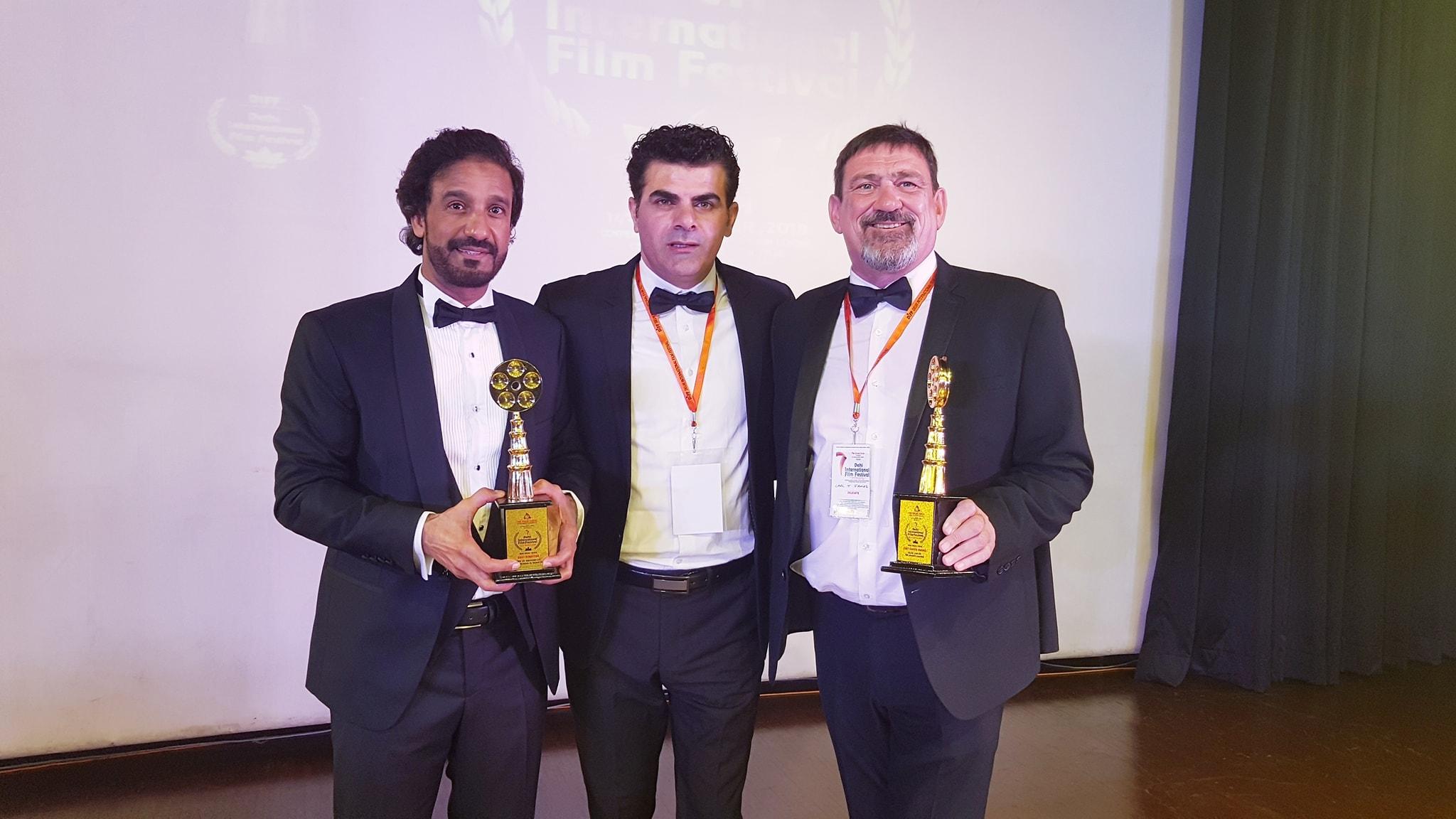 actor Carl T. James large photo