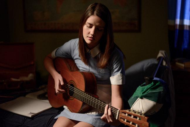 actor Mary Ann Raemisch large photo