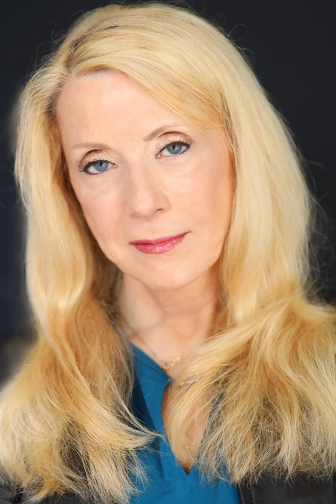 actor Carol Ann Scruggs large photo