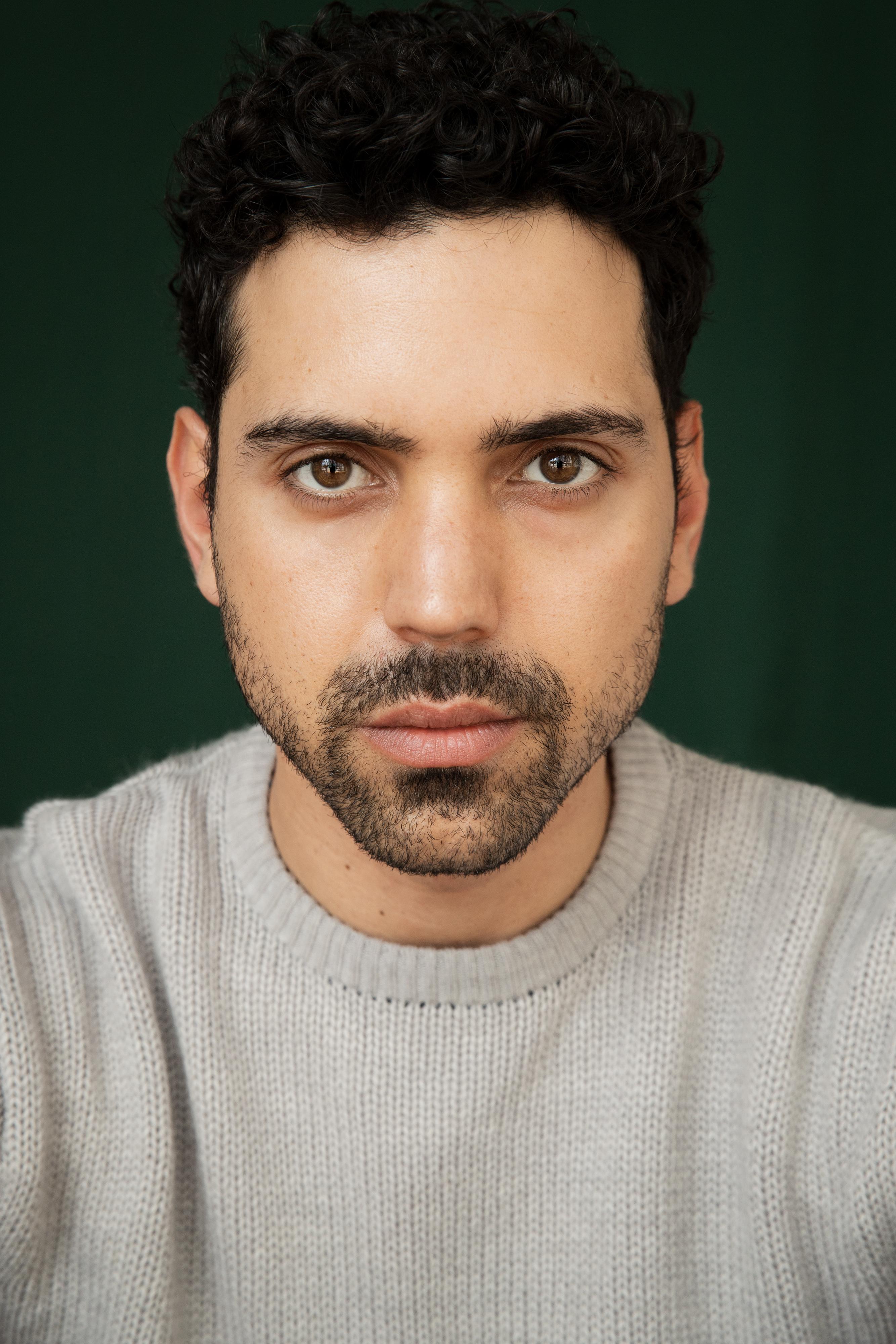 actor Edgar Morais large photo