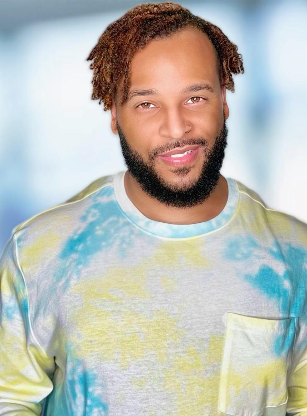 actor Byron L. Hopkins large photo