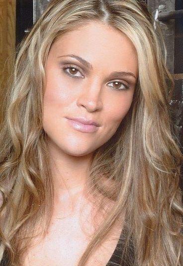 actor Elizabeth Regen large photo