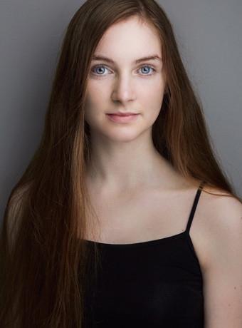 actor Molly Harmon large photo