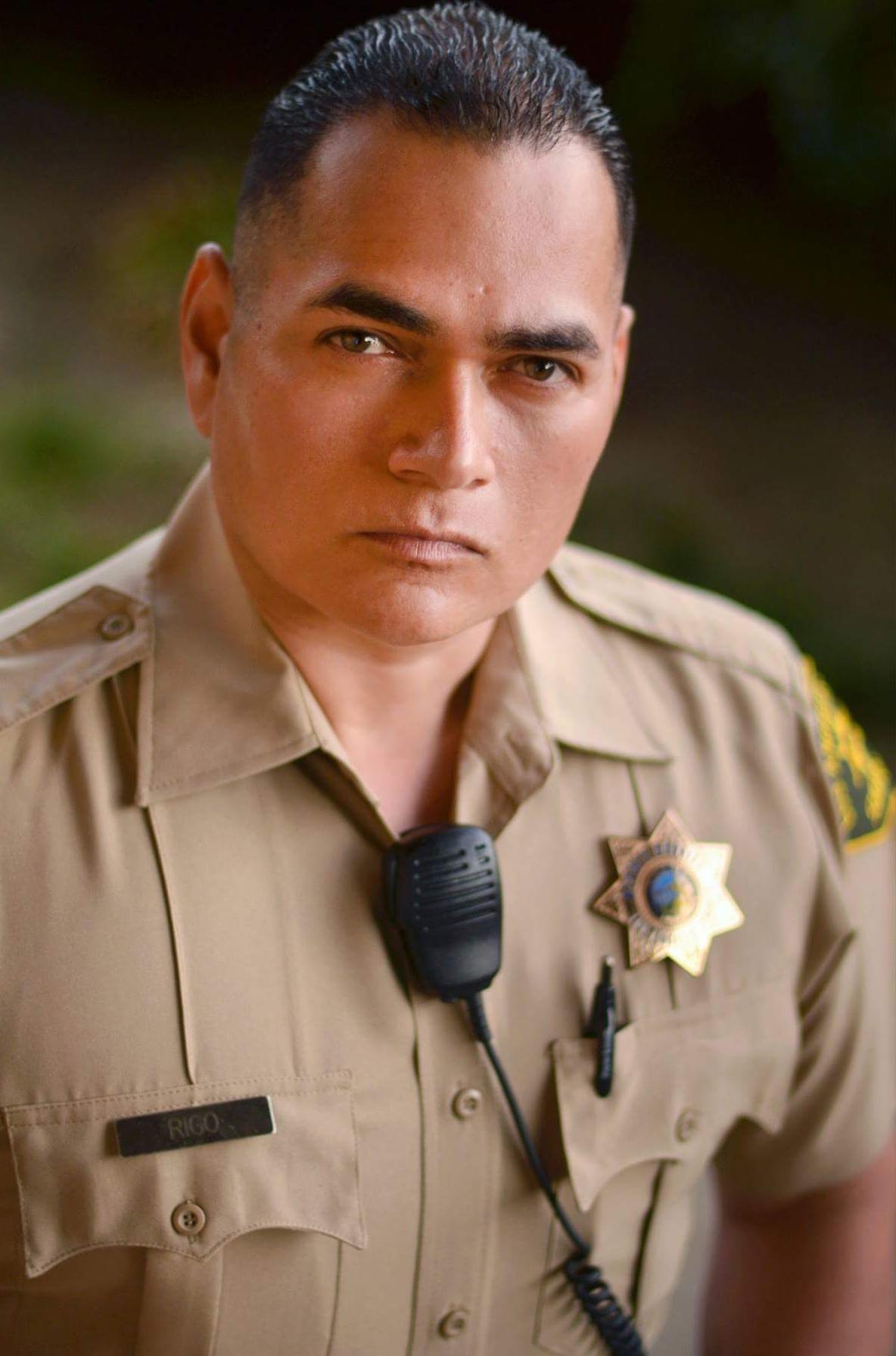 actor Rigo Obezo large photo