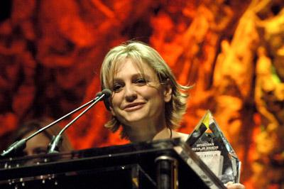 actor Jennifer Harman large photo