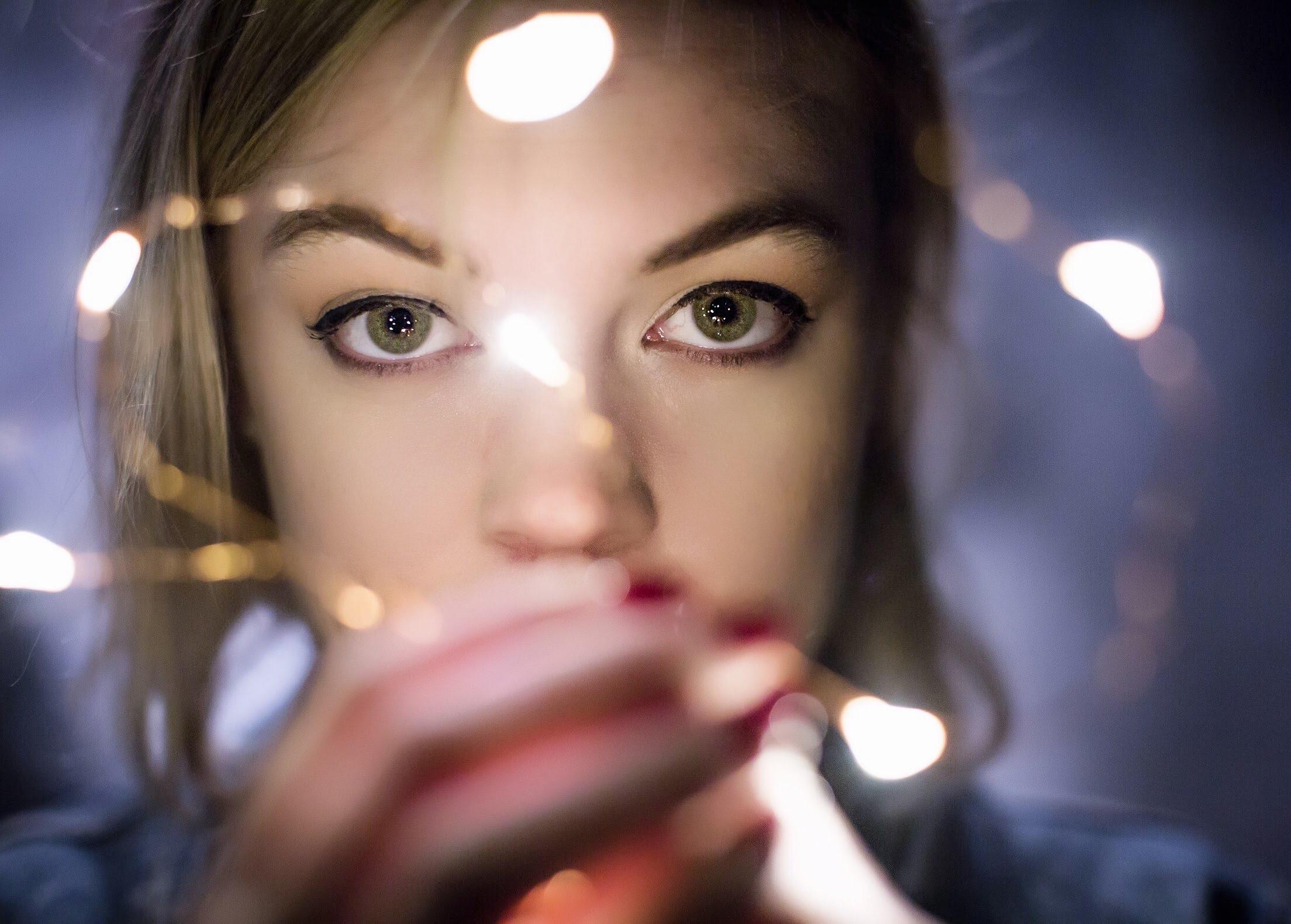 actor Kelci C. Magel large photo