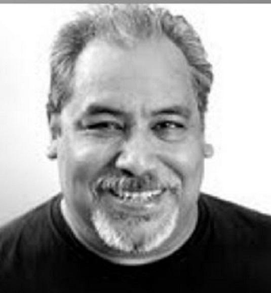 actor Titos Menchaca large photo