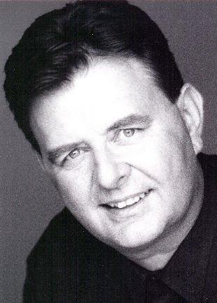 actor Denis Corbett large photo