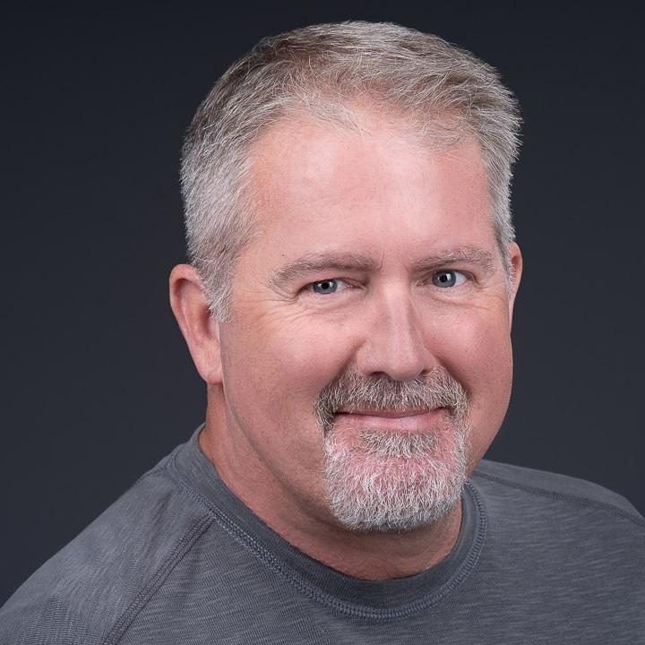 actor Erik Thirsk large photo