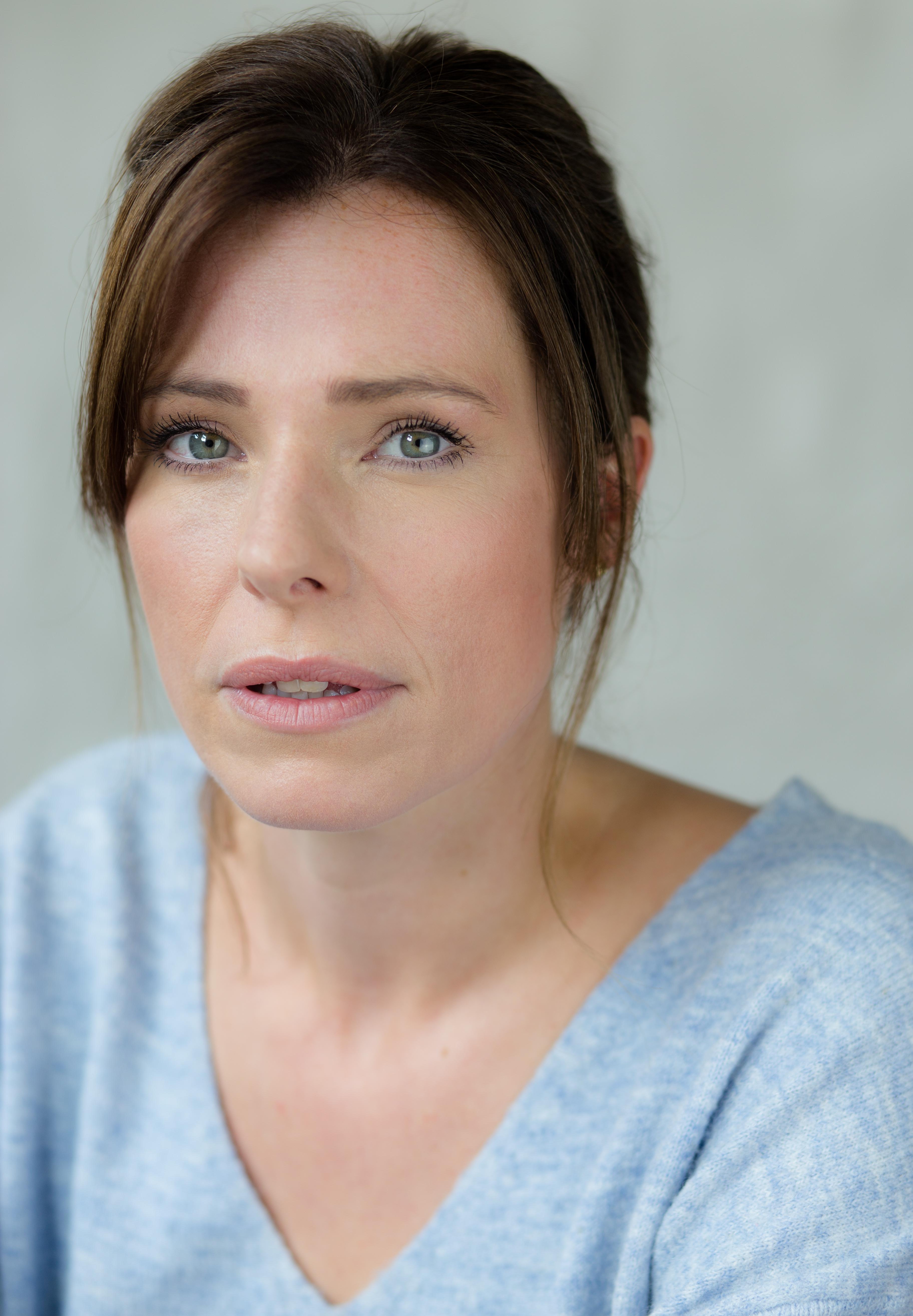 actor Scarlett Mack large photo