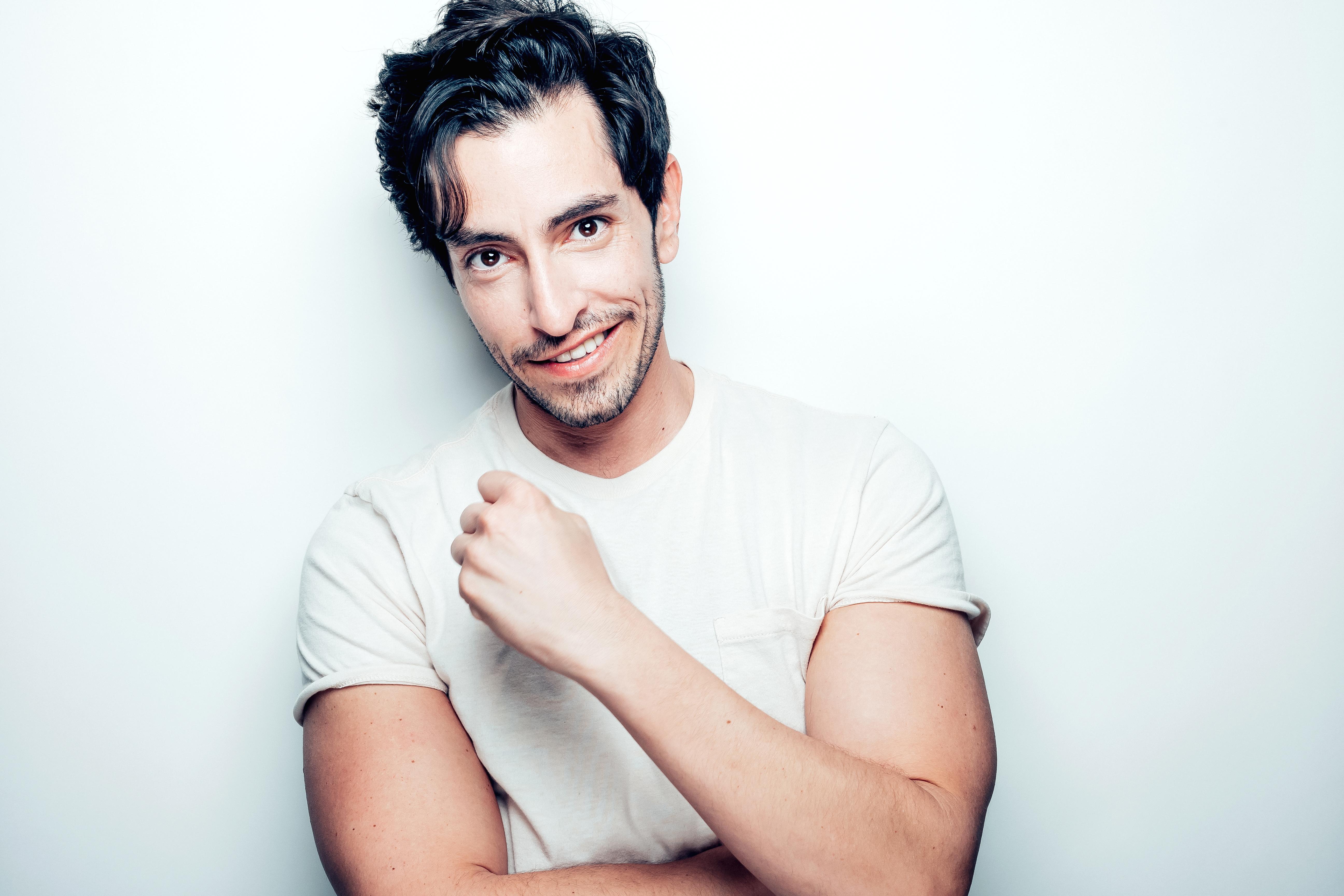 actor Peter Sabri large photo