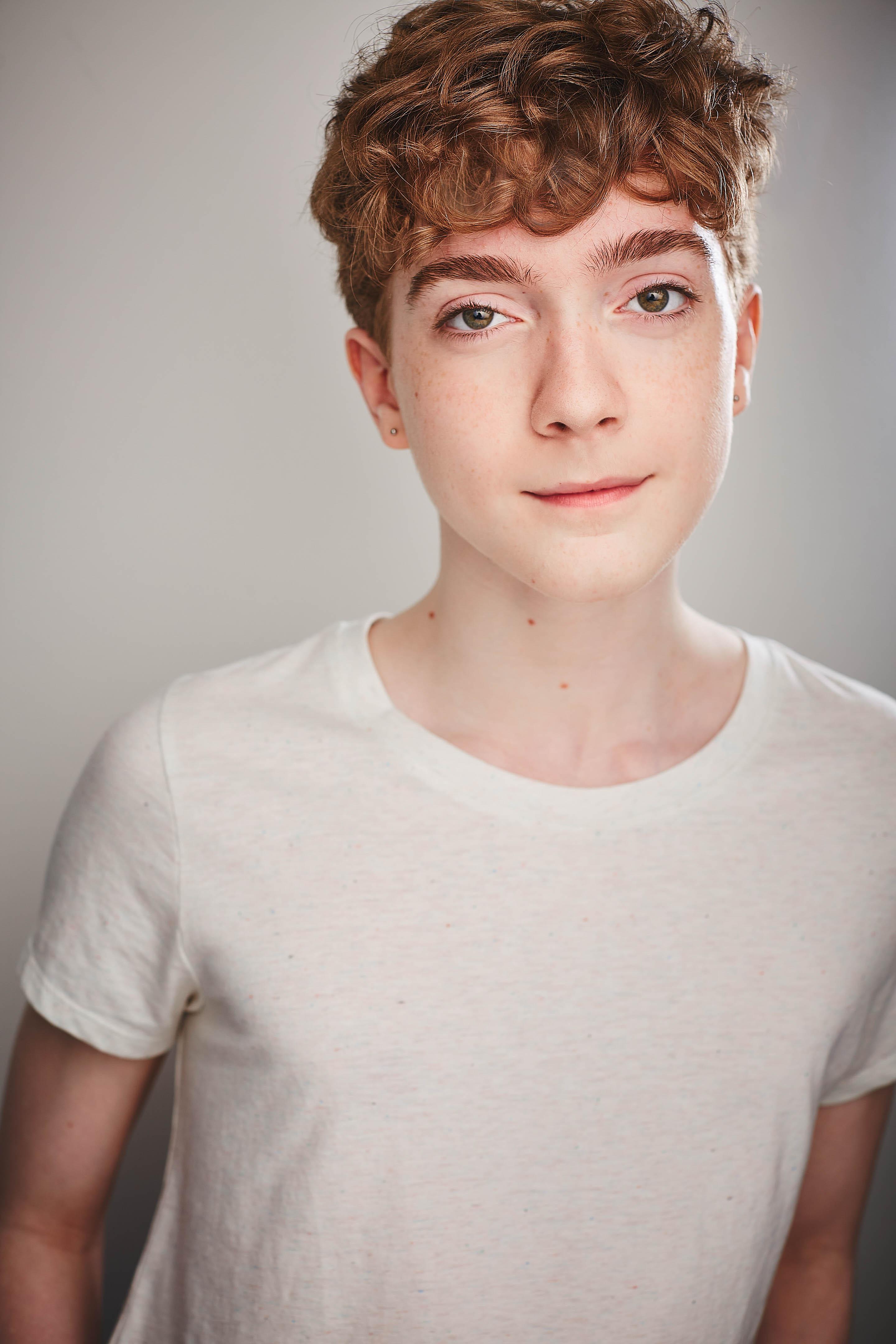 actor Zell Steele Morrow large photo