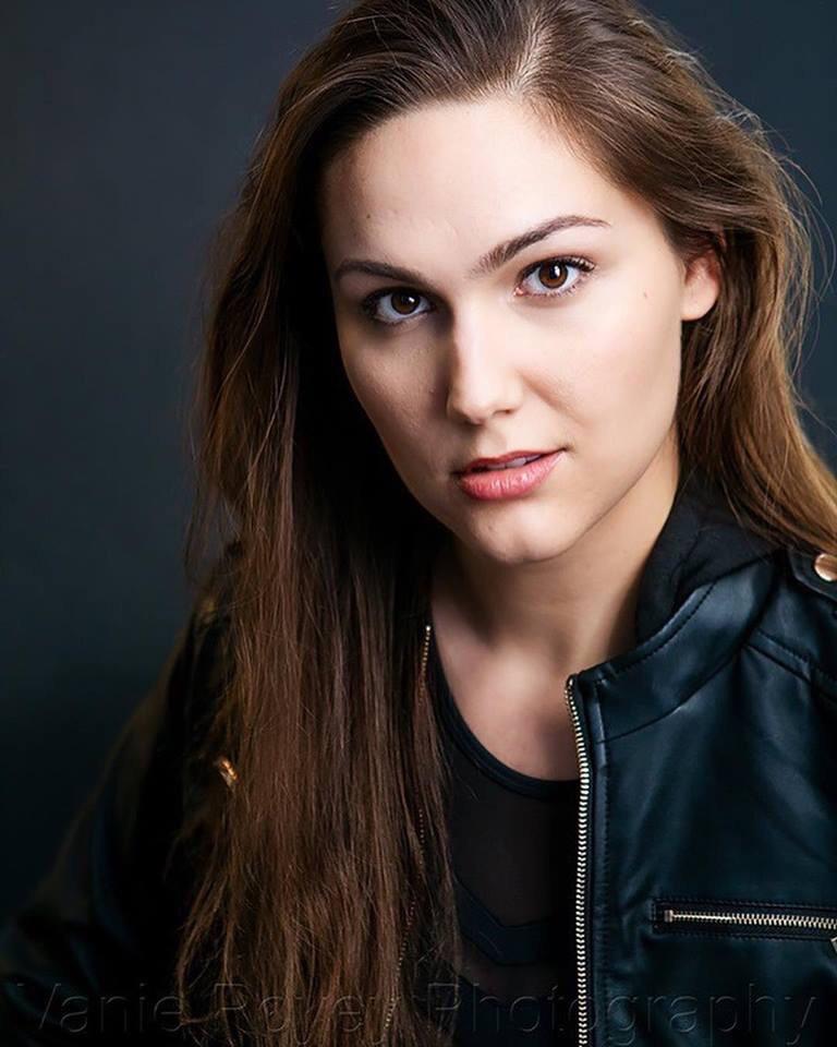 actor Erica Allseitz large photo