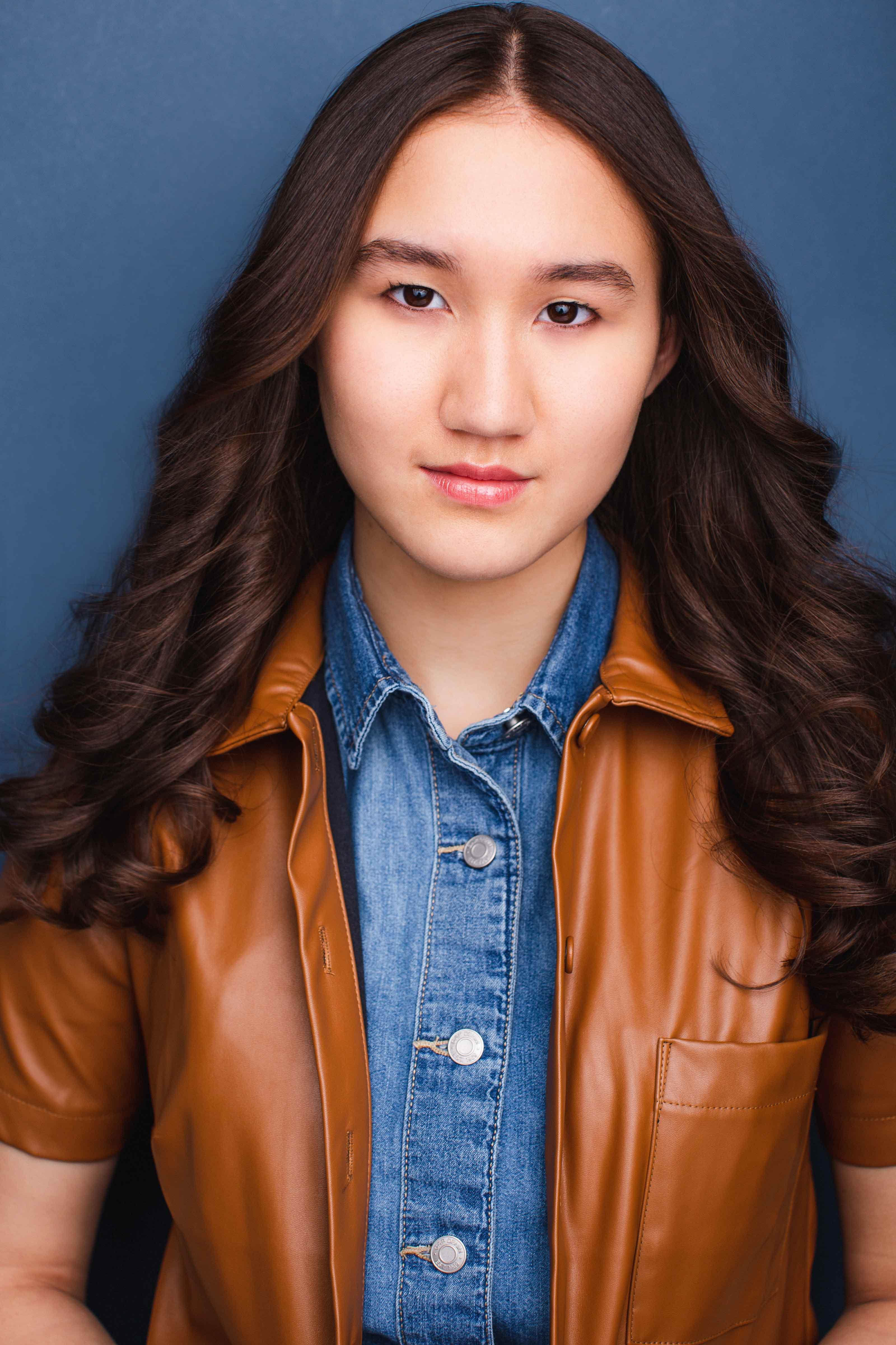 actor Lily Buchanan large photo