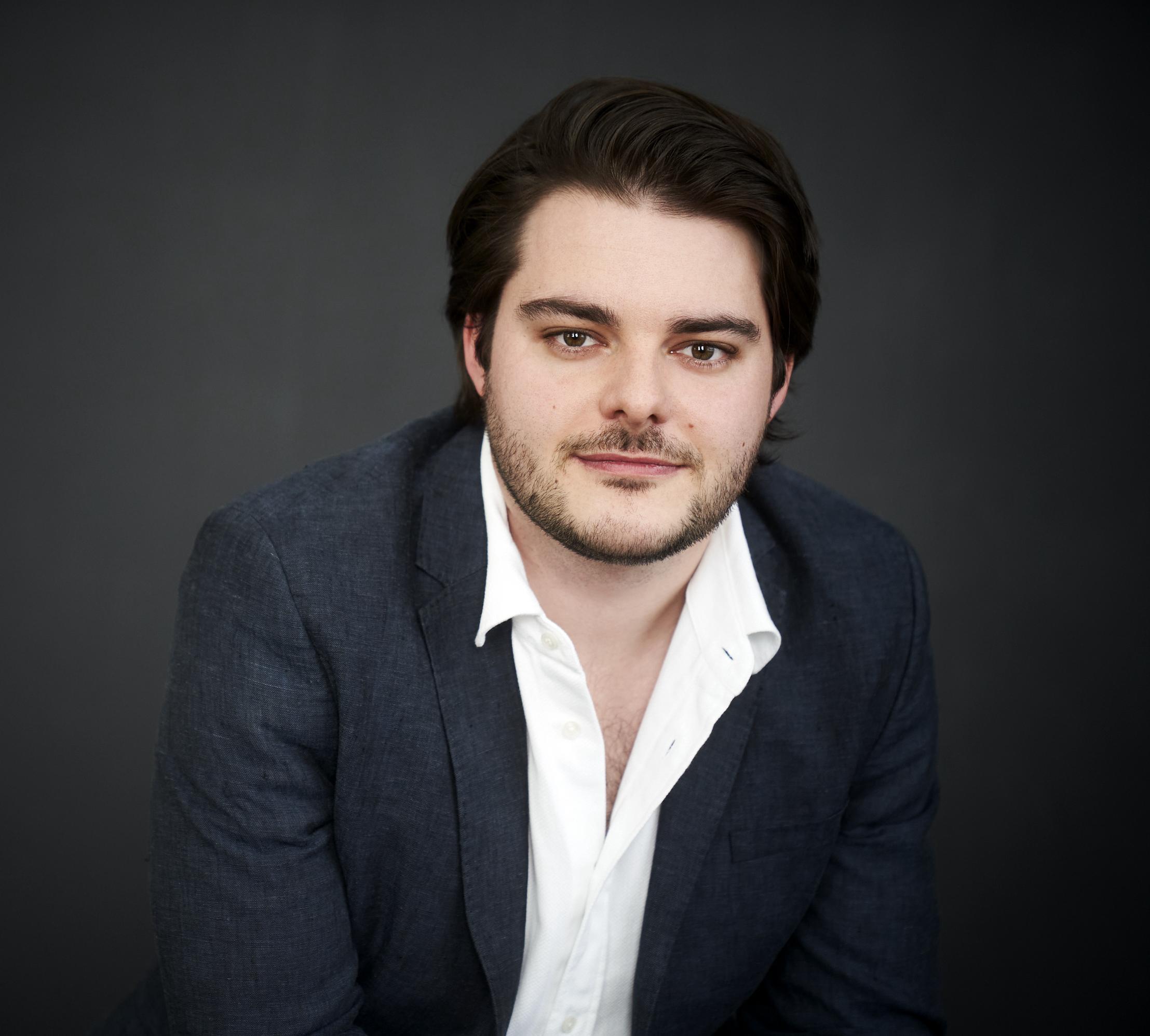 actor Luc Trottier large photo