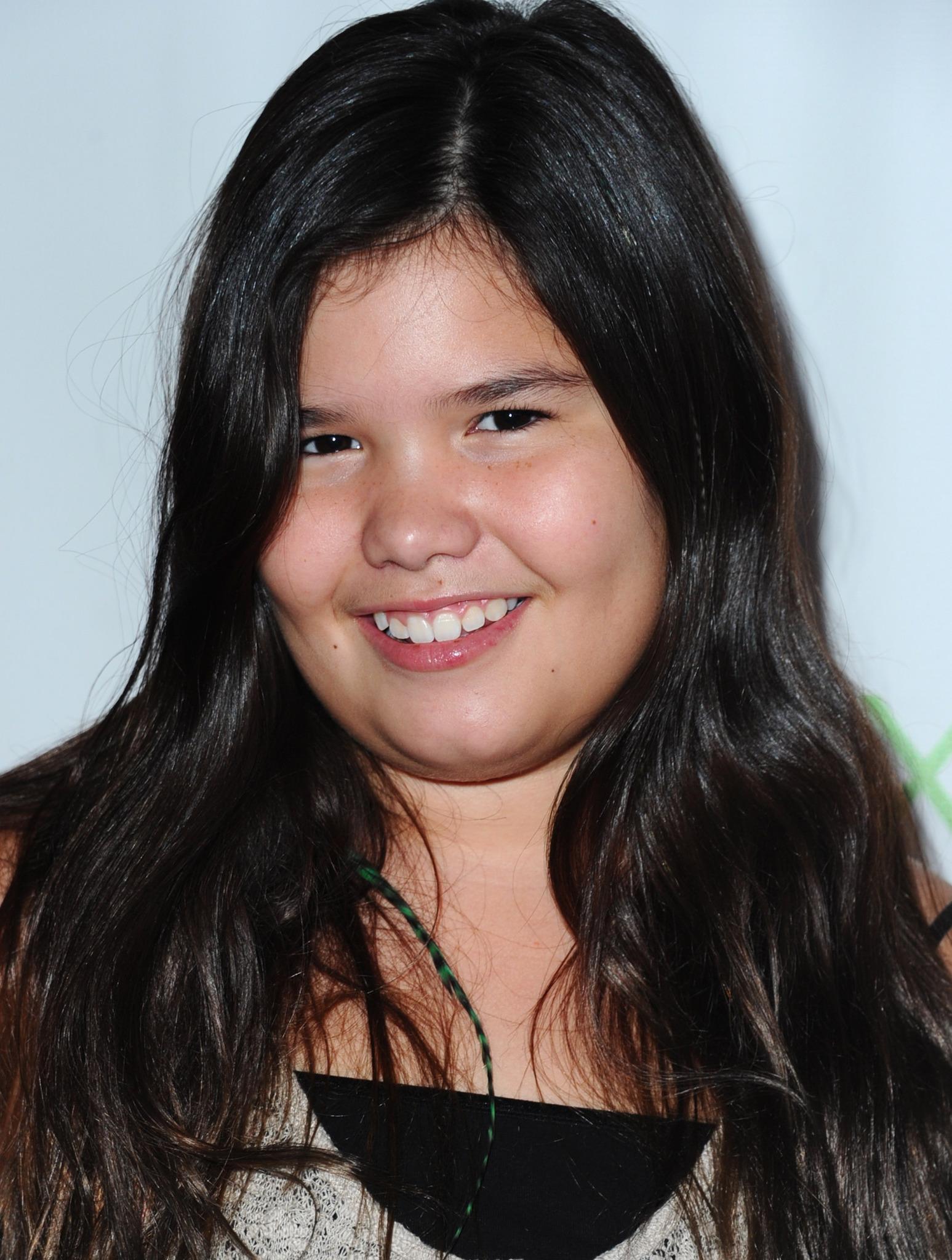 actor Madison De La Garza large photo