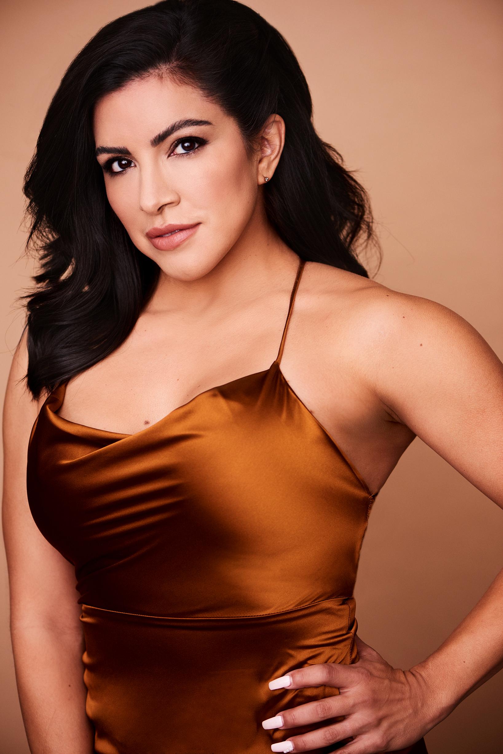 actor Amanda Rivas large photo