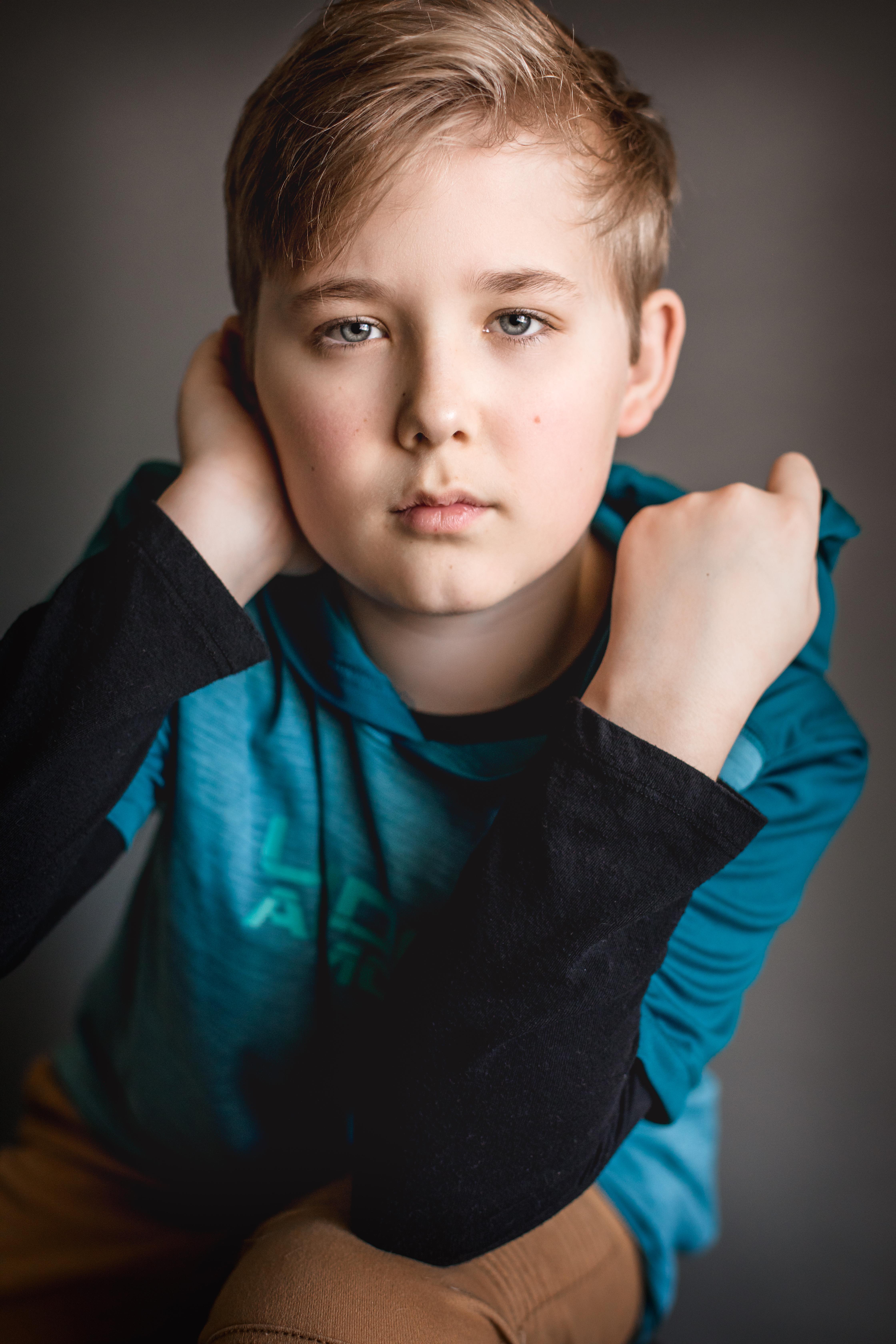 actor Aiden Beagley large photo