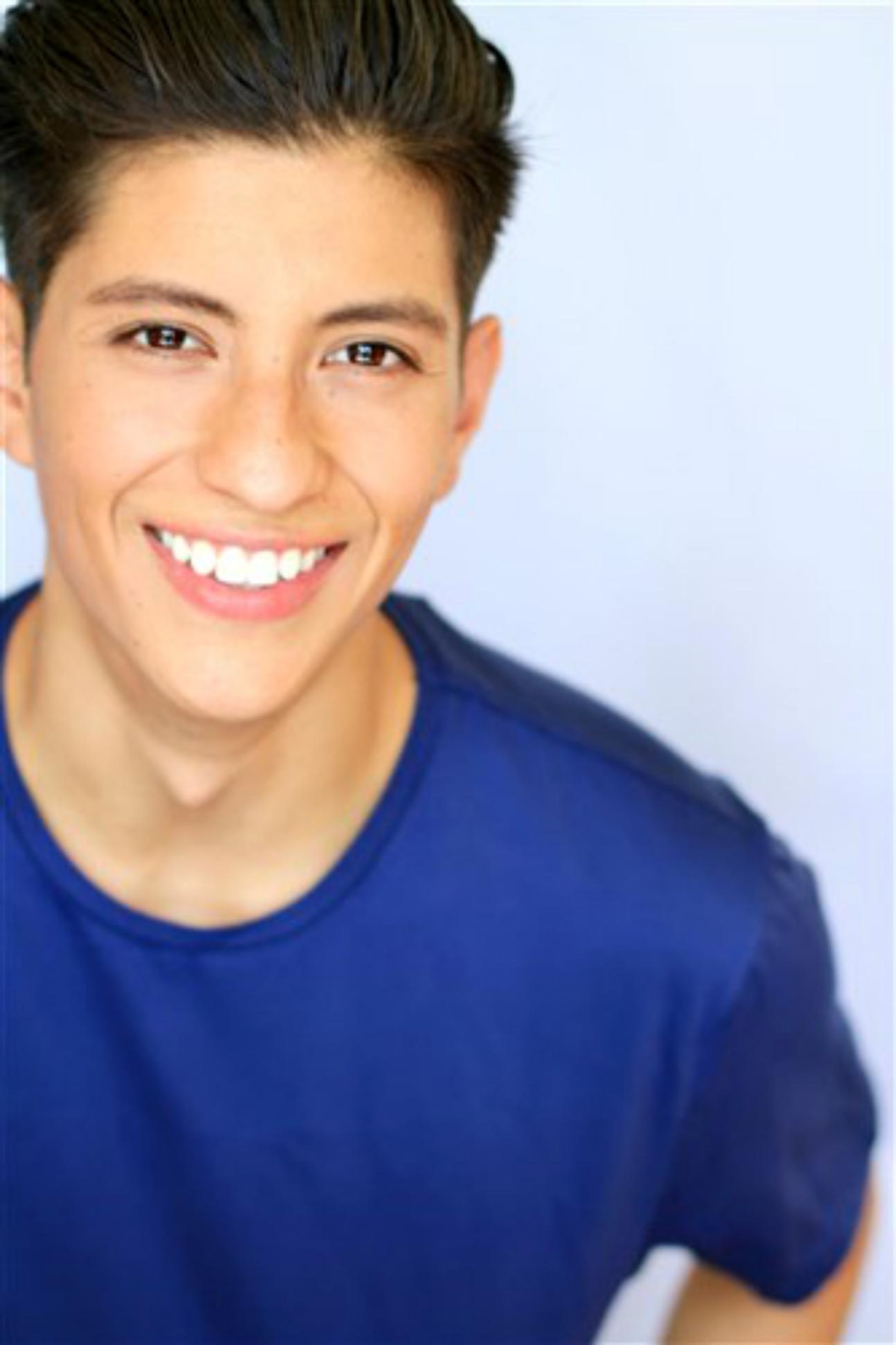 actor Andrew Steven Hernandez large photo