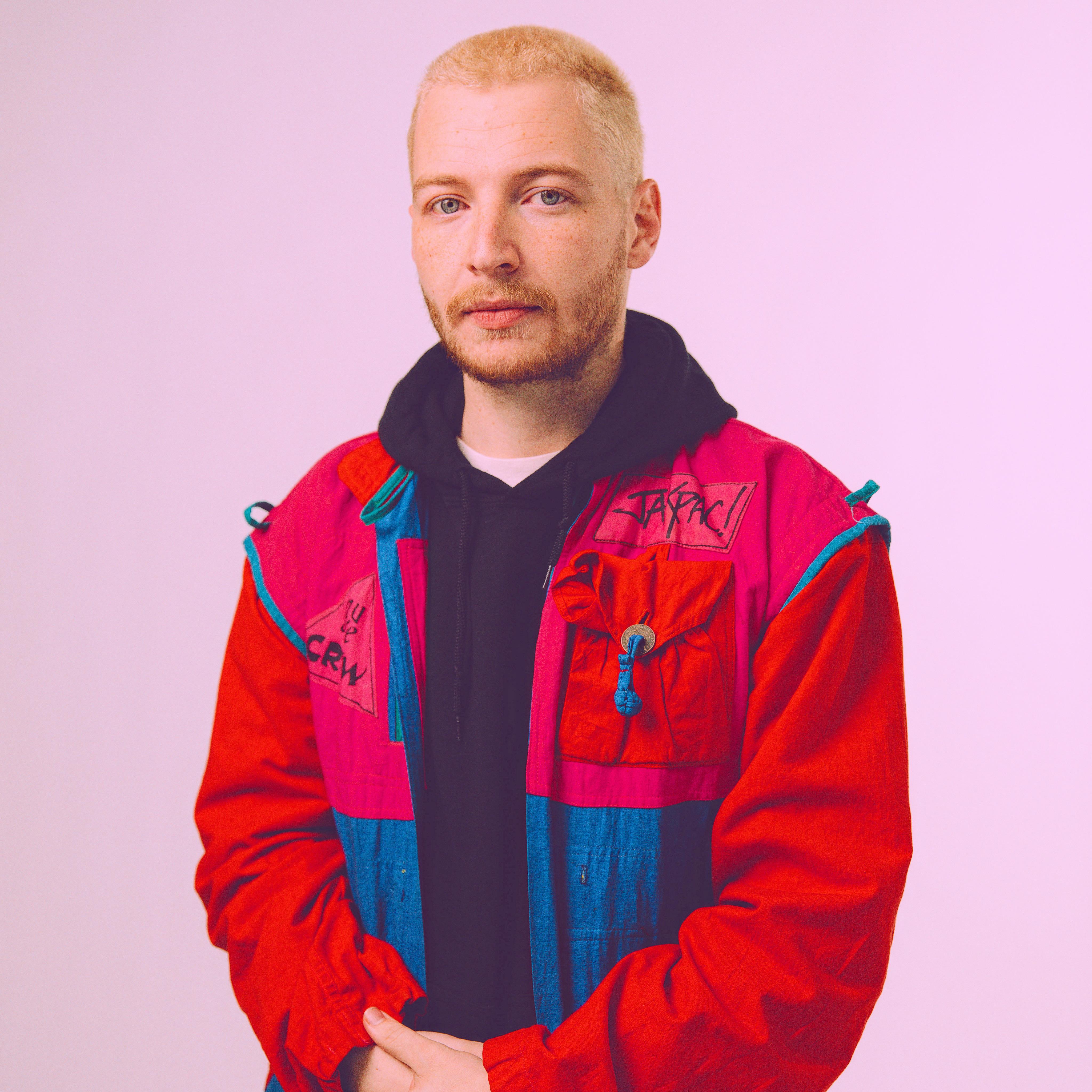 actor Chase Crawford large photo