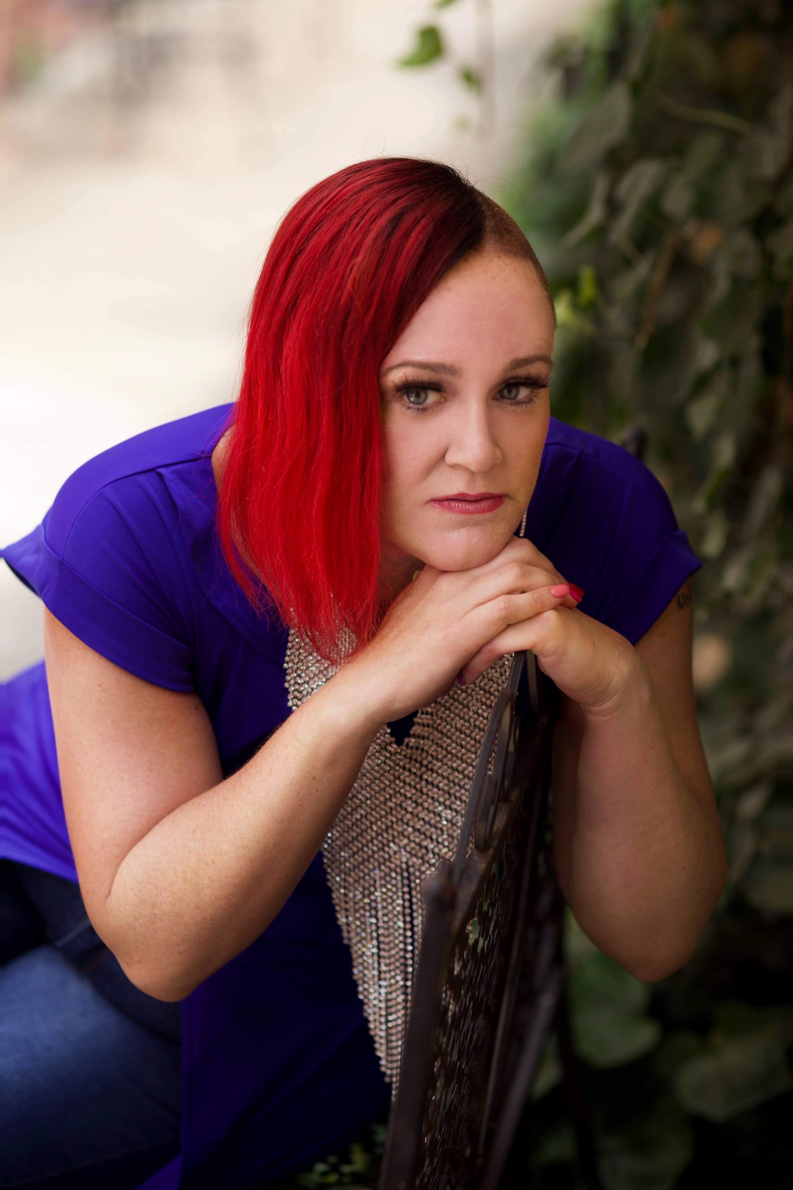 actor Kari Cook large photo