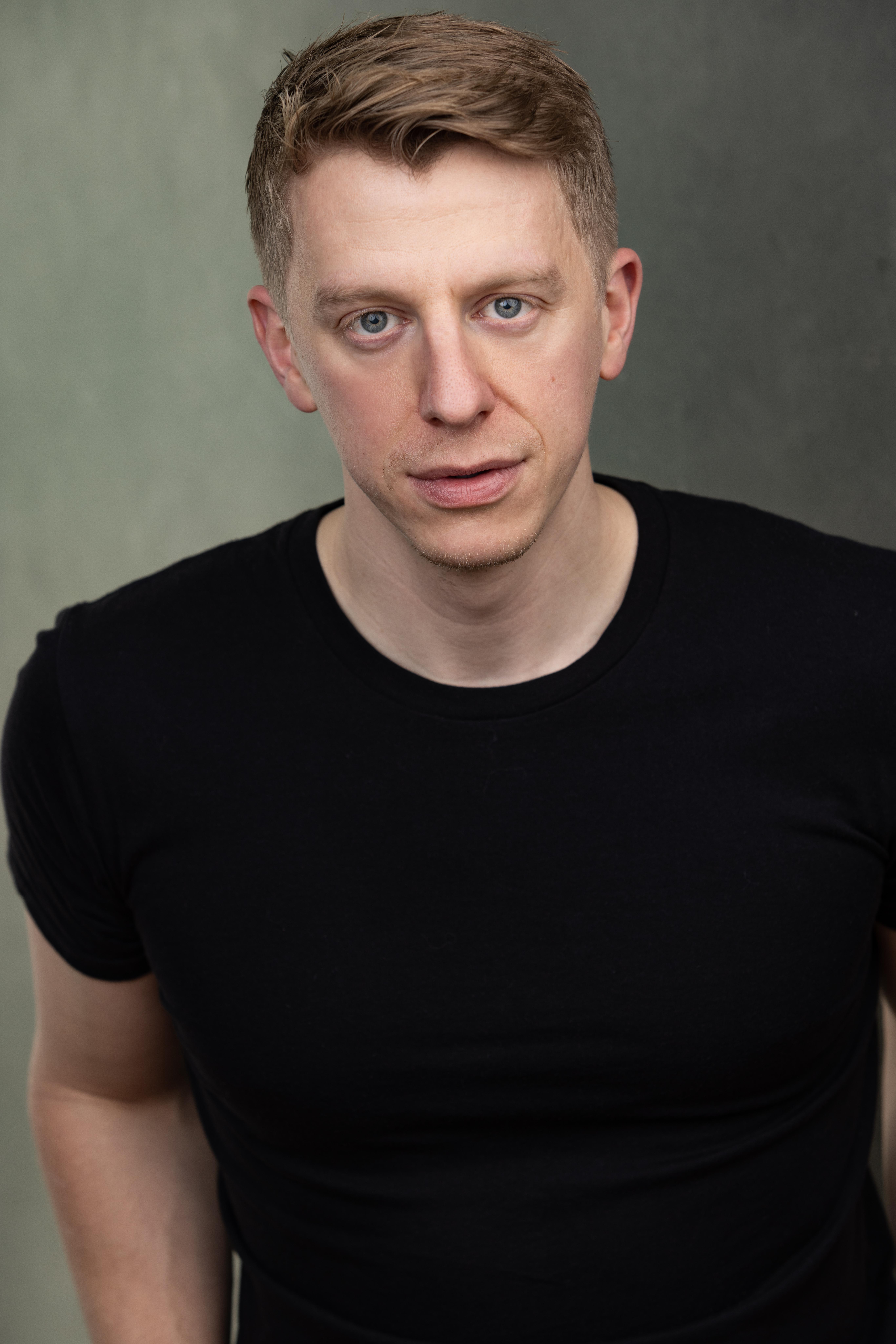 actor Chris Kaye large photo