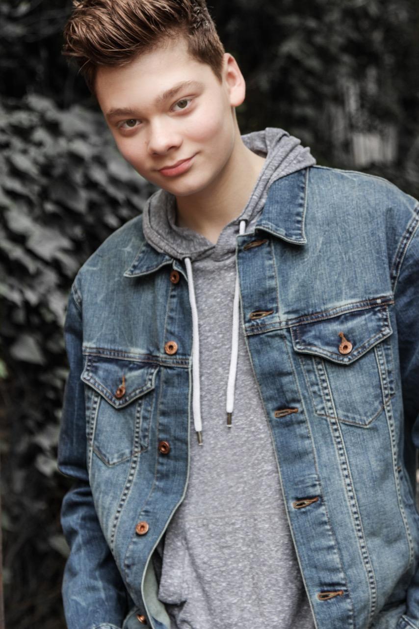 actor P.K. DeVan large photo