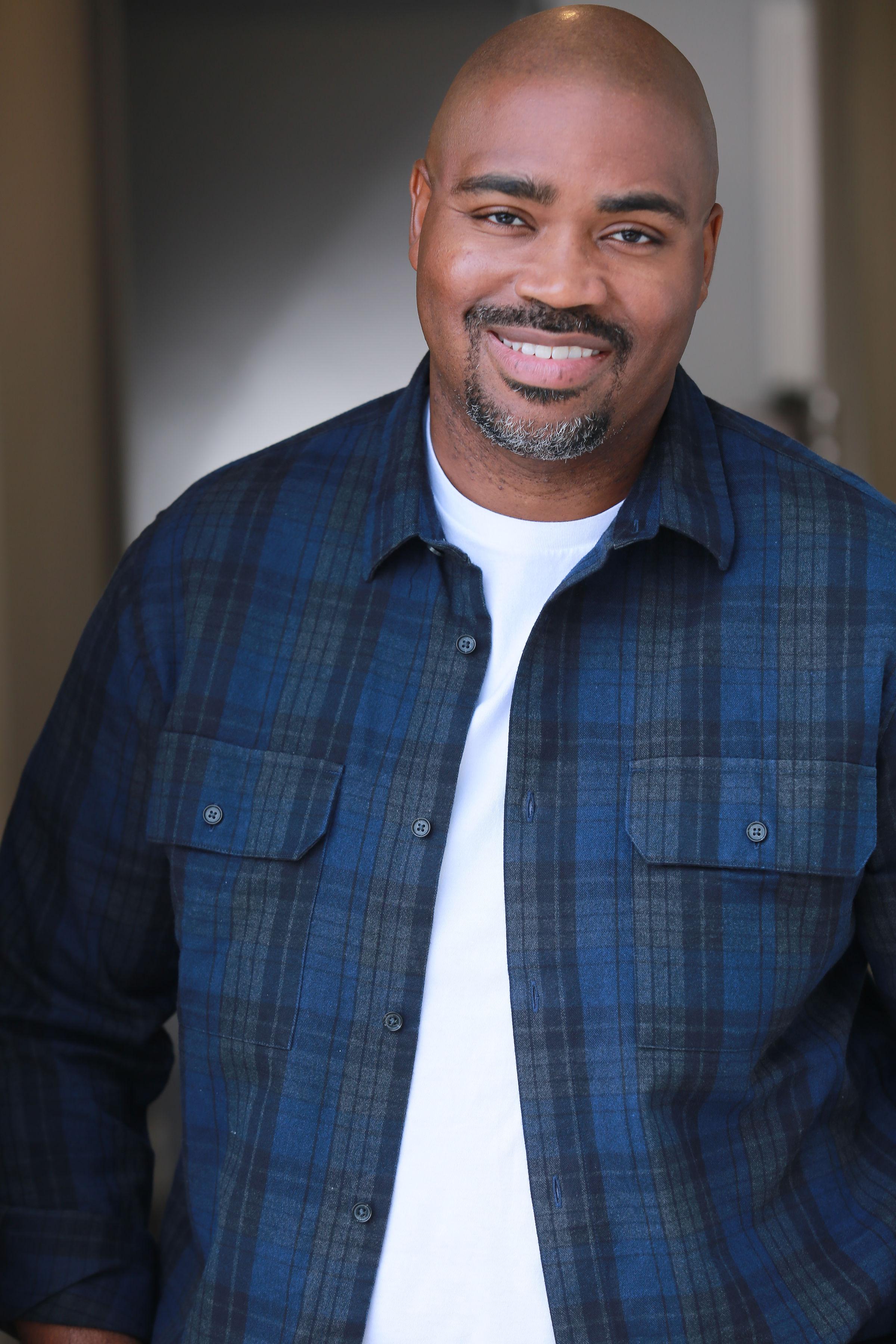 actor Roger J. Timber large photo