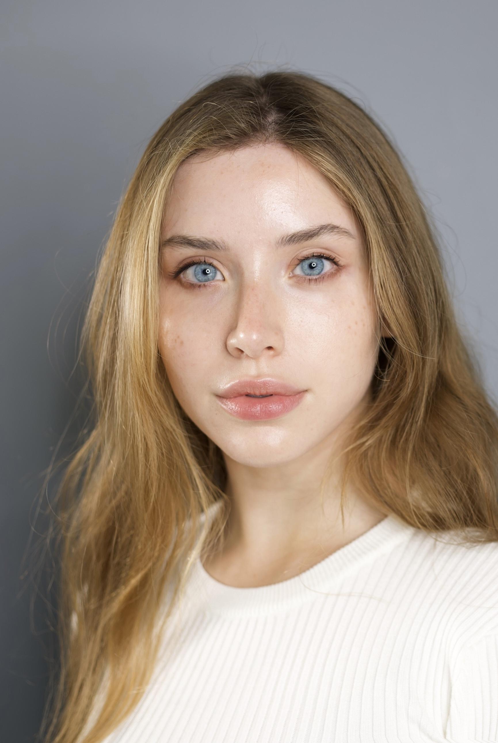 actor Kiara Glasco large photo